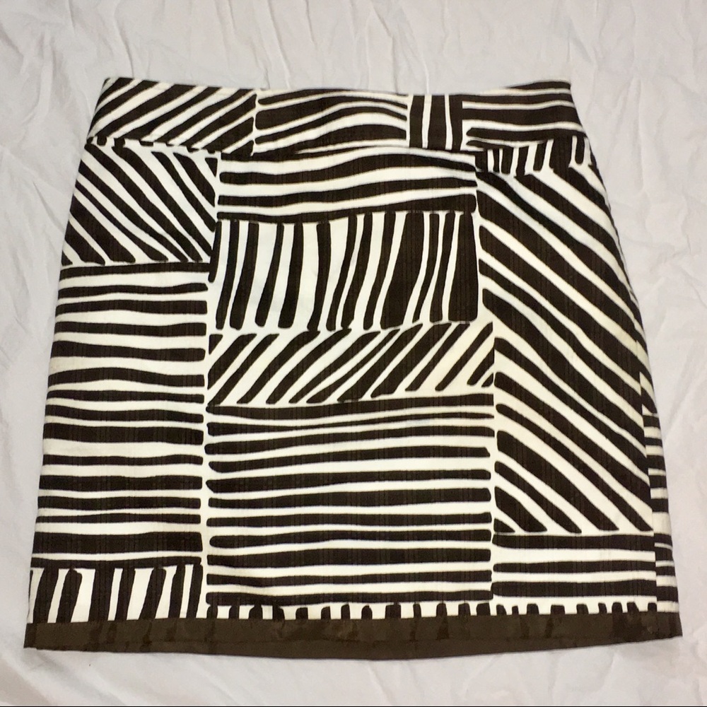 Ann Taylor Black White Skirt 12 Mini Geometric Lined Versatile